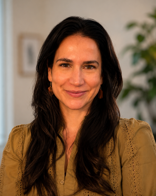 Photo of Molly Violante, Art Therapist, LCAT, ATR