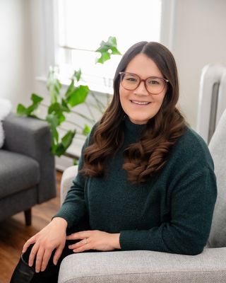 Photo of Meaghan Perrotta-Lewin, Registered Psychotherapist (Qualifying), MACP, BEd, OCT