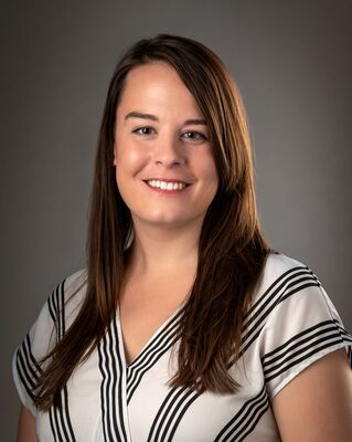 Photo of Hannah J. Holmes, Psychologist, PhD, LP, HSP-P