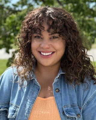 Photo of Ashley Valle, Provisional Mental Health Practitioner, MS, PLMHP
