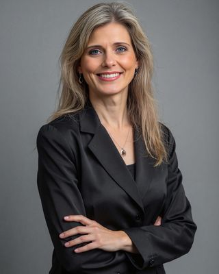 Photo of Lori Flick, Licensed Clinical Professional Counselor, LCPC, CCTP-II, EMDR-Tr