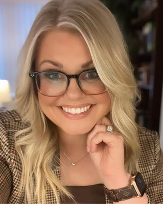Photo of Nicole Dovel, Licensed Professional Counselor, LPC