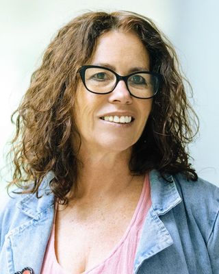 Photo of Tal Silverstein, Counsellor, PsychD, ACA-L2