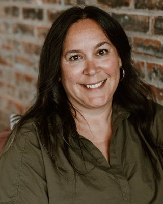 Photo of Nicci Marshall, Marriage & Family Therapist, MS, LMFT