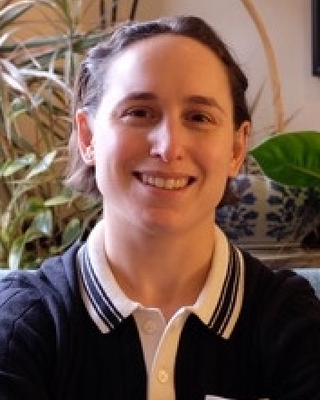 Photo of Jess Stern, Counselor in Downtown, Washington, DC