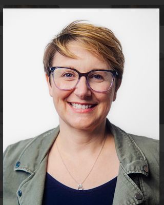 Photo of Lisa Dyer, Registered Social Worker, BSW, RSW