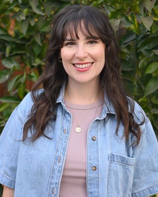 Photo of Rose Bork, Pre-Licensed Professional, ACSW