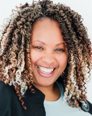 Photo of Shawn Denise Roberson - Sunshine Counseling & Consulting Services, PLLC, Licensed Professional Counselor, MS, NCC, LCMHCS