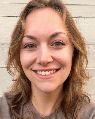 Photo of Josie DeShong, Clinical Social Work/Therapist, LISW-CP