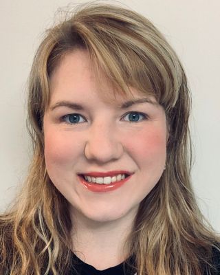 Photo of Kayla Pease, Licensed Professional Clinical Counselor in Saint Louis Park, MN