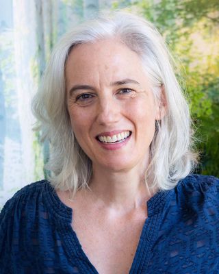 Photo of Stefanie Marsh, Psychotherapist, MA, MUKCP