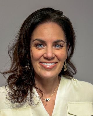 Photo of Renee Utsler, Psychiatric Nurse Practitioner, MSN, PMHNP