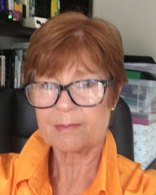 Photo of Caroline Jane de Lacy, Psychotherapist, DCounsPsych, MBACP Accred