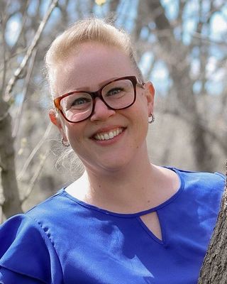 Photo of Heidi Klett, Registered Social Worker, MSW, RSW, CCAC