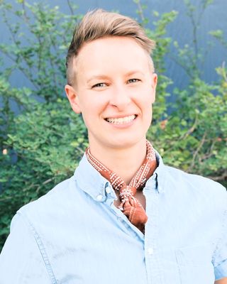 Photo of Em Bridge, Clinical Social Work/Therapist, MSSW, LCSW-S