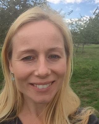 Photo of Heather Joy, Psychotherapist, MSc, MBABCP