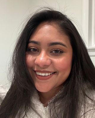 Photo of Lamisa Shaik, LMHC