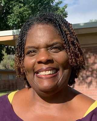 Photo of Dolanda Charles, Clinical Social Work/Therapist, LCSW