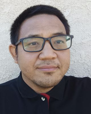 Photo of Willy Ren, Marriage & Family Therapist Associate, MS, AMFT, SEP, EMDR, BSP