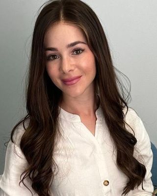 Photo of Sara Ozhekh, Registered Counsellor