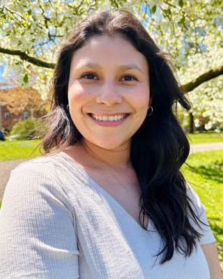Photo of Emily Flores, MSW