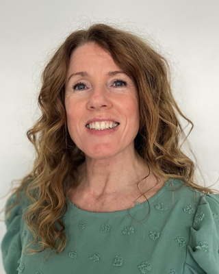 Photo of Debbie Wicks, Counsellor, MBACP