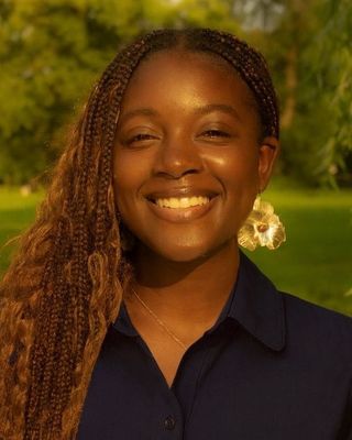 Photo of Imani Pressley, Associate Professional Clinical Counselor, APCC