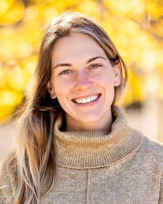 Photo of Emily Merian, Pre-Licensed Professional, MSW, CSW