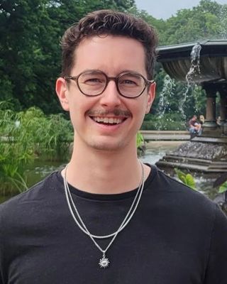Photo of Evan Wilkerson, Clinical Social Work/Therapist, MSW, LISW, RYT-200