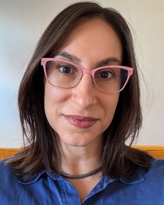 Photo of Sarah Bird, Clinical Social Work/Therapist, LMSW, MFA
