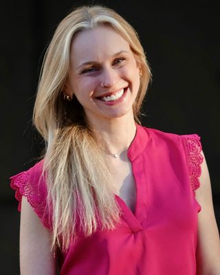Photo of Lauren Moyer, Psychiatric Nurse Practitioner, PMHNP