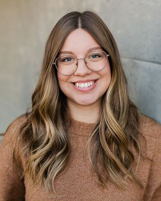 Photo of Natasha Hiebert, Pre-Licensed Professional