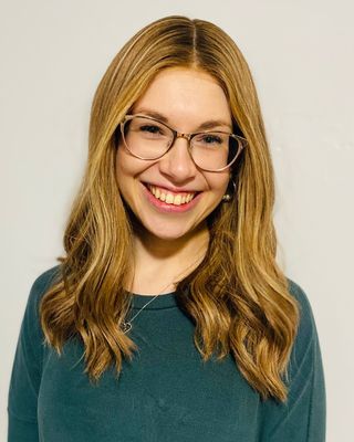 Photo of Aliza Epstein, Registered Psychotherapist (Qualifying)
