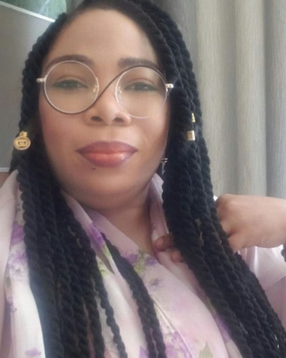 Photo of Ralchukwu V Etolue, Clinical Social Work/Therapist, LMSW