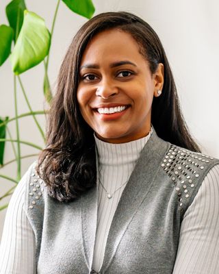 Photo of Yasmin Fabian, Clinical Social Work/Therapist, LMSW