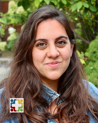 Photo of Daniella Haddad, Registered Psychotherapist, BFA, DKATI, RP