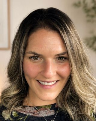 Photo of Nicole Mercado, Registered Social Worker, MSWI, BSW, RSW