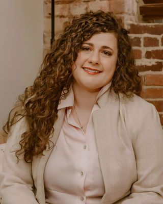 Photo of Alexis Tippmann, Licensed Master Social Worker, LMSW