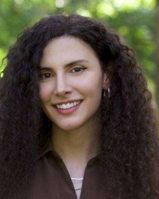Photo of Yasmine Hallab, Pre-Licensed Professional, MHC-LP