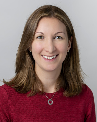 Photo of Dr Chloe Walker, Psychologist, PsychD, HCPC - Clin. Psych.