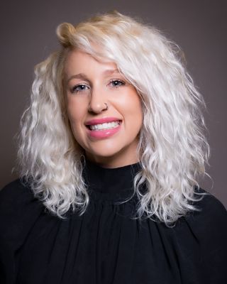 Photo of Karly Knowles, Registered Social Worker in L8B, ON