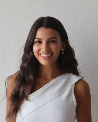Photo of Cristina Di Re, Pre-Licensed Professional