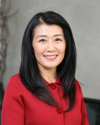 Photo of Gloria Lee, Psychologist, PsyD, RPsych