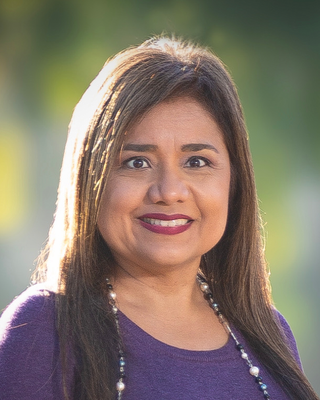Photo of Lili Florez, Clinical Social Work/Therapist, LCSW