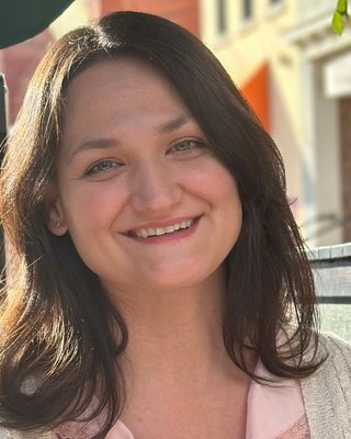 Photo of Lauren Warren, Clinical Social Work/Therapist, LCSW