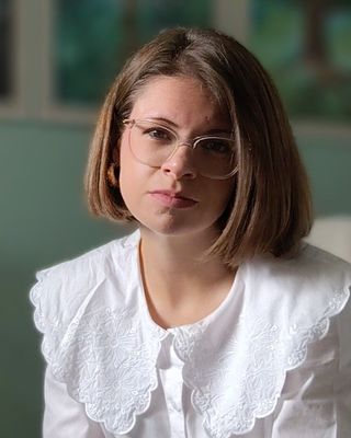 Photo of Hannah Kendell, Psychotherapist, MA, ACC-AC