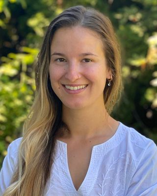 Photo of Teya Sharir, Pre-Licensed Professional in V8K, BC