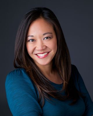 Photo of Lin-Ann Ching, Clinical Social Work/Therapist, LCSW, LICSW