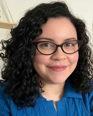 Photo of Lina Nevarez, Pre-Licensed Professional