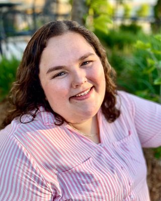 Photo of Elizabeth Gaeth, Counselor, MS, LPC-IT, MT-BC